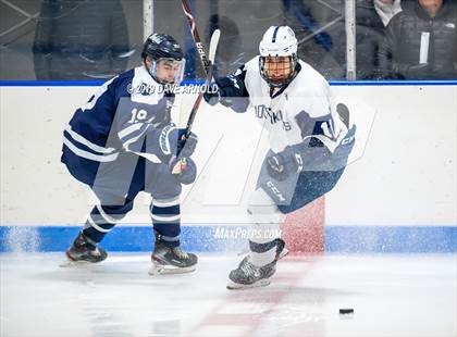 Thumbnail 1 in Hotchkiss School vs. Noble & Greenough (Flood-Marr Tournament)  photogallery.