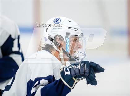 Thumbnail 3 in Hotchkiss School vs. Noble & Greenough (Flood-Marr Tournament)  photogallery.