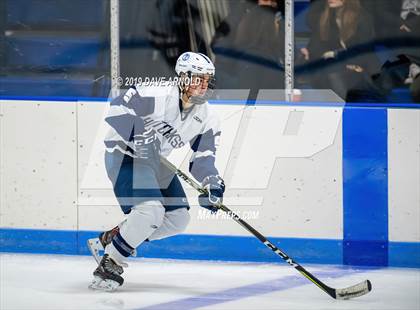 Thumbnail 2 in Hotchkiss School vs. Noble & Greenough (Flood-Marr Tournament)  photogallery.
