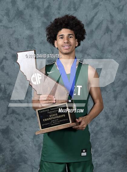 Thumbnail 2 in Ribet Academy (CIF State D4 Award Photos) photogallery.