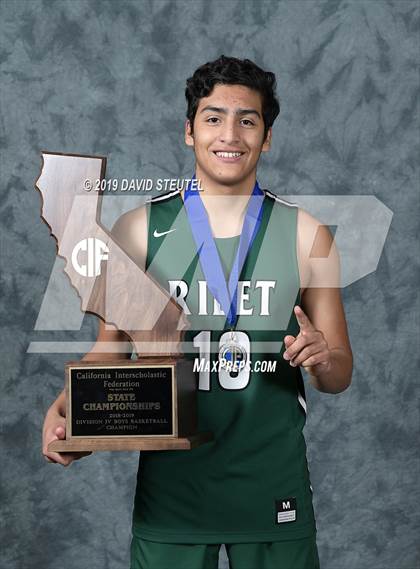 Thumbnail 1 in Ribet Academy (CIF State D4 Award Photos) photogallery.