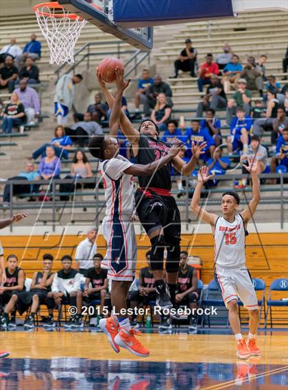 Thumbnail 3 in Wagner vs Brandeis photogallery.
