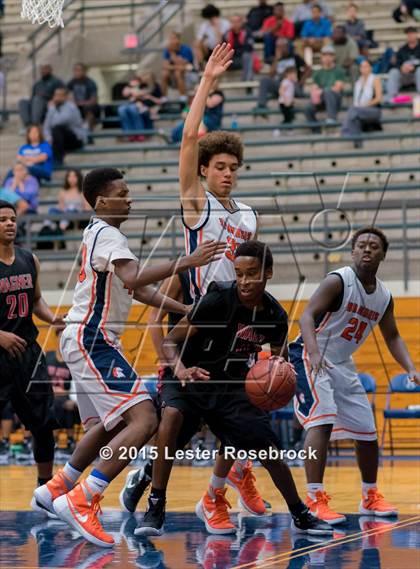 Thumbnail 1 in Wagner vs Brandeis photogallery.
