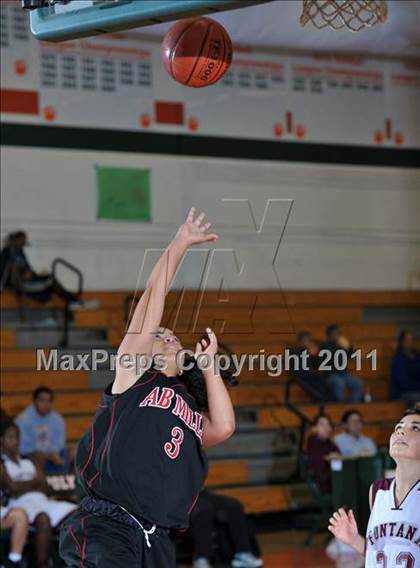 Thumbnail 2 in Miller [A. B.] vs. Fontana (Lady Bears Holiday Classic) photogallery.