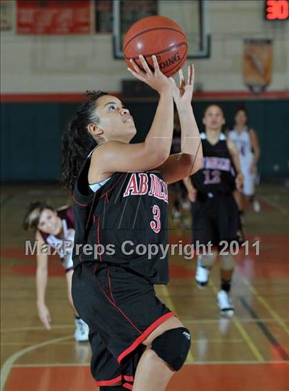 Thumbnail 2 in Miller [A. B.] vs. Fontana (Lady Bears Holiday Classic) photogallery.