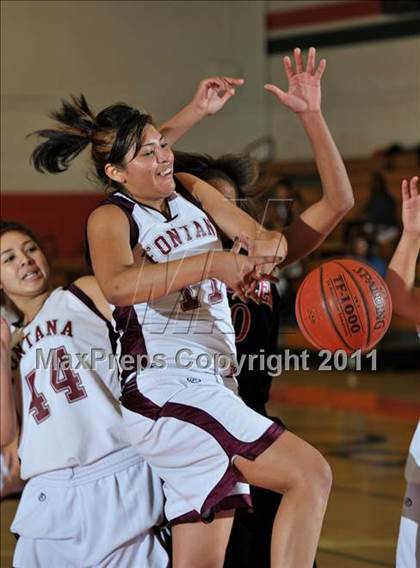 Thumbnail 1 in Miller [A. B.] vs. Fontana (Lady Bears Holiday Classic) photogallery.