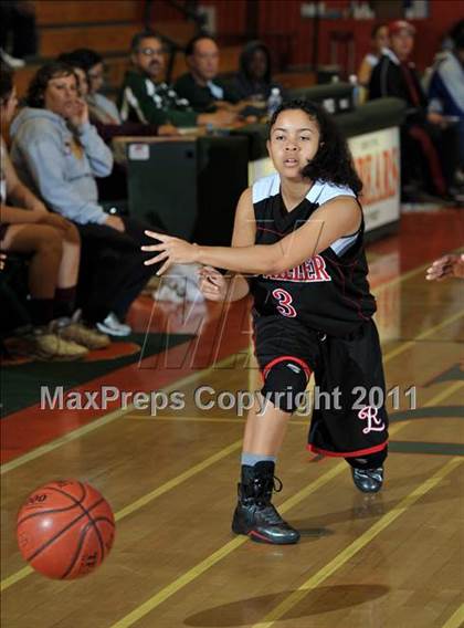 Thumbnail 3 in Miller [A. B.] vs. Fontana (Lady Bears Holiday Classic) photogallery.