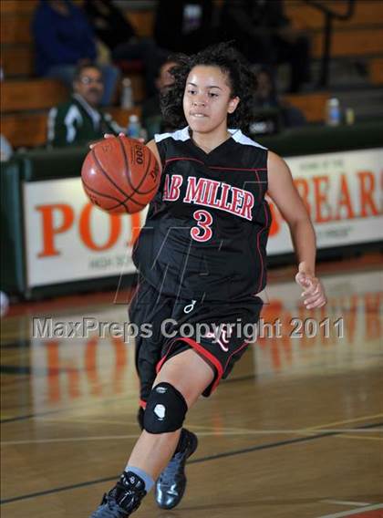 Thumbnail 1 in Miller [A. B.] vs. Fontana (Lady Bears Holiday Classic) photogallery.