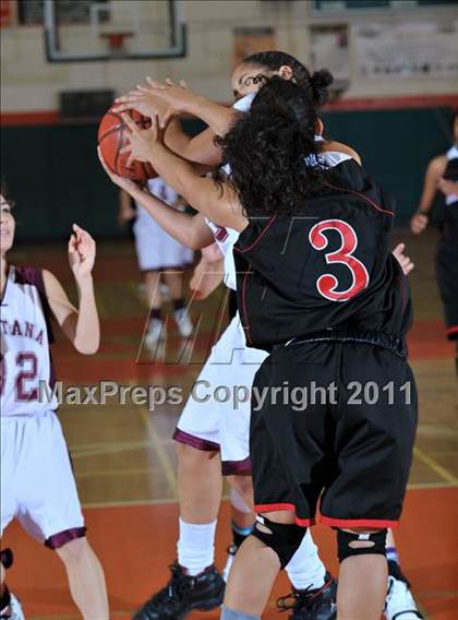 Thumbnail 3 in Miller [A. B.] vs. Fontana (Lady Bears Holiday Classic) photogallery.
