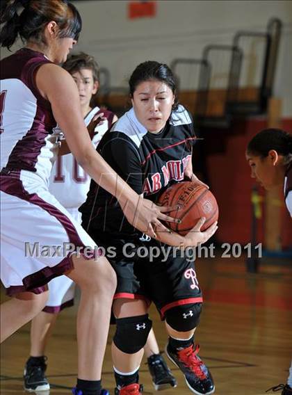 Thumbnail 3 in Miller [A. B.] vs. Fontana (Lady Bears Holiday Classic) photogallery.