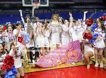 Thumbnail 3 in Liberty Hill vs. Monterey (UIL 5A Basketball Division II Final Medal Ceremony) photogallery.