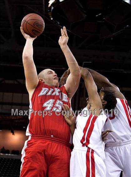 Thumbnail 3 in Dixie @ Holmes (Region 9 Quarterfinals) photogallery.