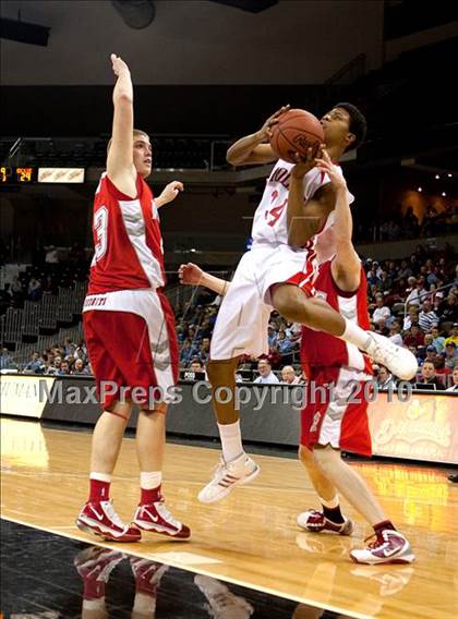 Thumbnail 2 in Dixie @ Holmes (Region 9 Quarterfinals) photogallery.