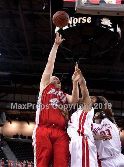 Thumbnail 1 in Dixie @ Holmes (Region 9 Quarterfinals) photogallery.
