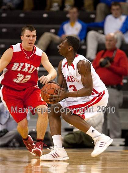 Thumbnail 3 in Dixie @ Holmes (Region 9 Quarterfinals) photogallery.