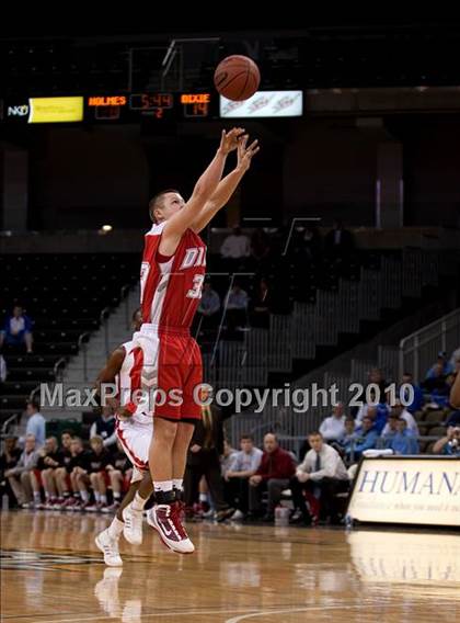 Thumbnail 3 in Dixie @ Holmes (Region 9 Quarterfinals) photogallery.