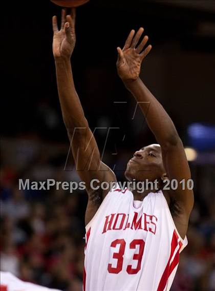 Thumbnail 1 in Dixie @ Holmes (Region 9 Quarterfinals) photogallery.