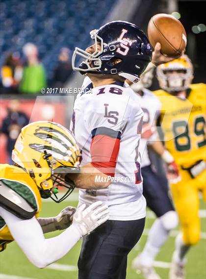 Thumbnail 1 in Lincoln-Sudbury vs. King Philip Regional (MIAA Division 2 State Final) photogallery.