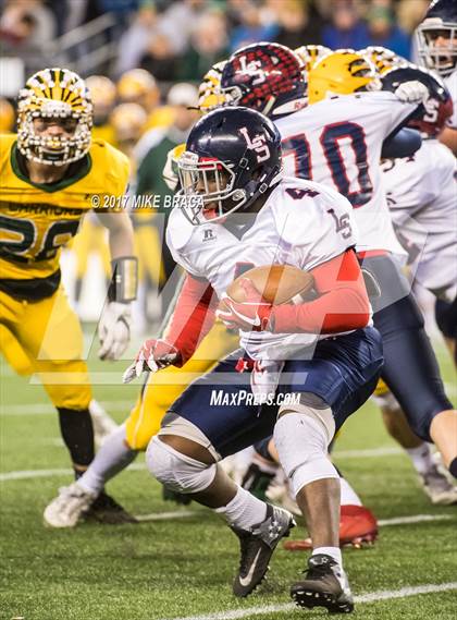 Thumbnail 2 in Lincoln-Sudbury vs. King Philip Regional (MIAA Division 2 State Final) photogallery.