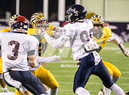 Thumbnail 2 in Lincoln-Sudbury vs. King Philip Regional (MIAA Division 2 State Final) photogallery.