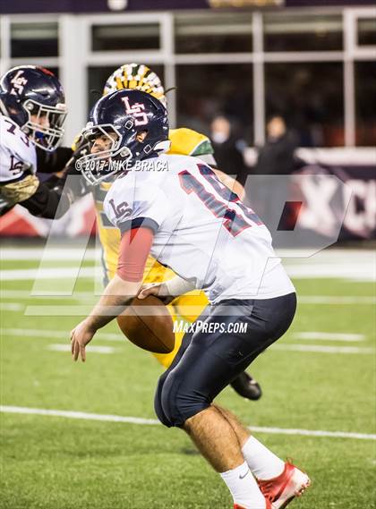 Thumbnail 3 in Lincoln-Sudbury vs. King Philip Regional (MIAA Division 2 State Final) photogallery.