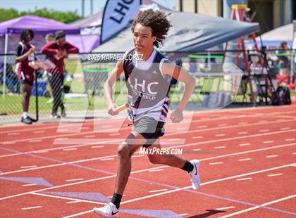 Thumbnail 2 in Lake Houston Conquerors Invitational (4x400M) photogallery.