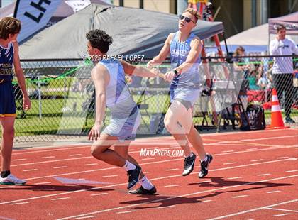 Thumbnail 3 in Lake Houston Conquerors Invitational (4x400M) photogallery.