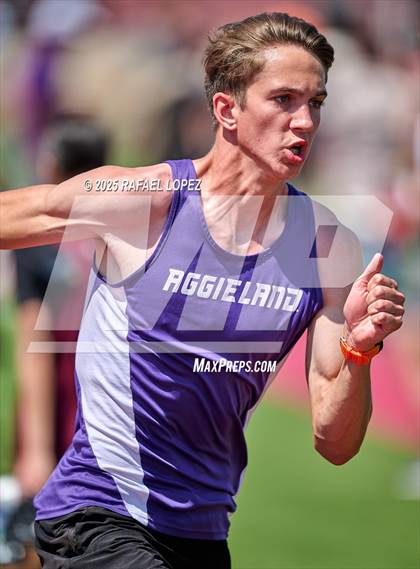 Thumbnail 1 in Lake Houston Conquerors Invitational (4x400M) photogallery.