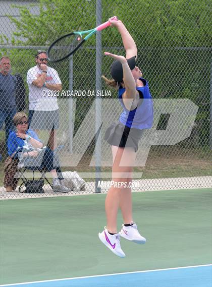 Thumbnail 1 in Lindale vs Wimberley (UIL Tennis 4A Doubles Quarterfinals) photogallery.