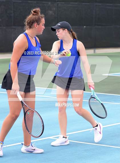 Thumbnail 3 in Lindale vs Wimberley (UIL Tennis 4A Doubles Quarterfinals) photogallery.