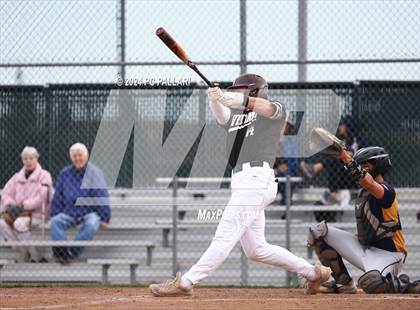 Thumbnail 1 in Oak Ridge @ Whitney photogallery.