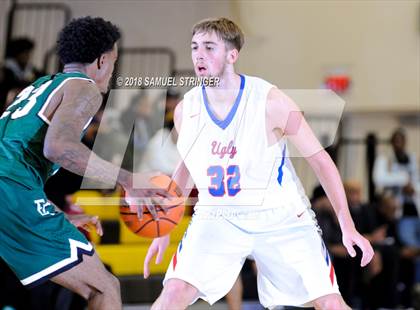 Thumbnail 2 in El Cerrito vs. Clayton Valley Charter (Chabot MLK Classic Showcase) photogallery.
