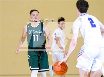 Thumbnail 2 in El Cerrito vs. Clayton Valley Charter (Chabot MLK Classic Showcase) photogallery.
