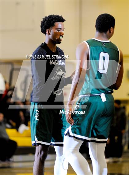 Thumbnail 2 in El Cerrito vs. Clayton Valley Charter (Chabot MLK Classic Showcase) photogallery.
