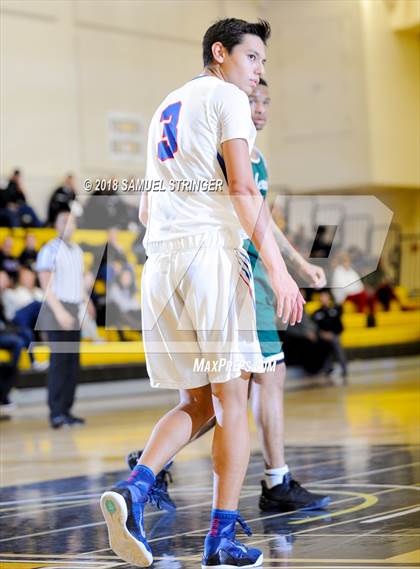 Thumbnail 2 in El Cerrito vs. Clayton Valley Charter (Chabot MLK Classic Showcase) photogallery.