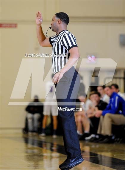 Thumbnail 2 in El Cerrito vs. Clayton Valley Charter (Chabot MLK Classic Showcase) photogallery.