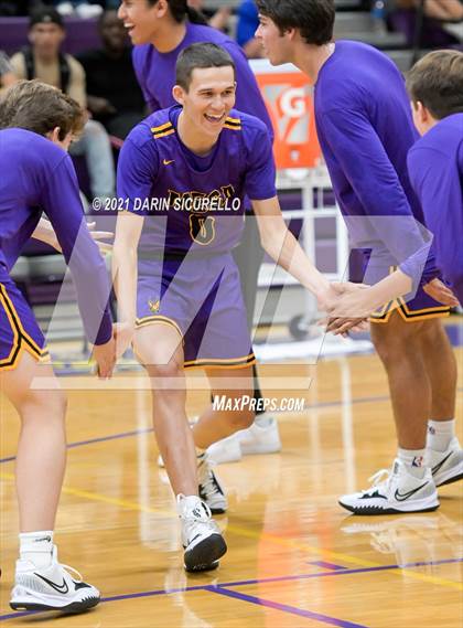 Thumbnail 3 in Mesa vs. Dysart (Fear the Hop Tournament)  photogallery.