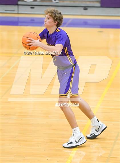 Thumbnail 2 in Mesa vs. Dysart (Fear the Hop Tournament)  photogallery.