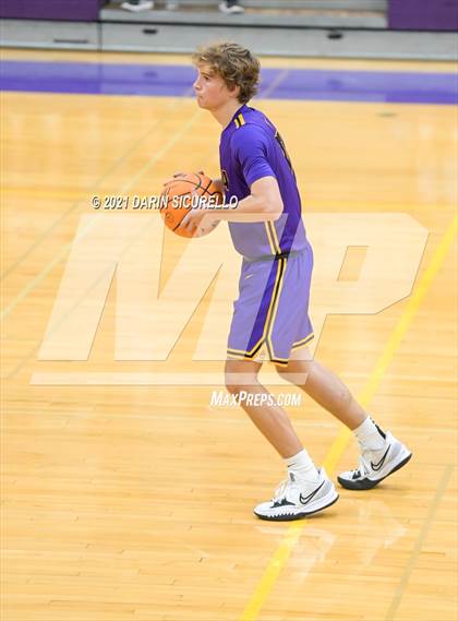 Thumbnail 1 in Mesa vs. Dysart (Fear the Hop Tournament)  photogallery.