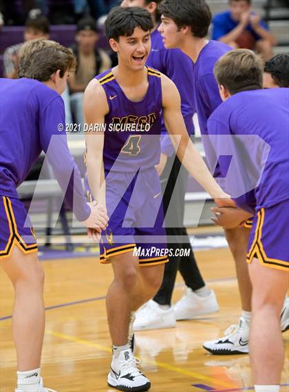 Thumbnail 2 in Mesa vs. Dysart (Fear the Hop Tournament)  photogallery.