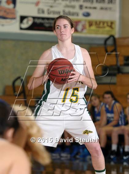 Thumbnail 2 in El Dorado vs. Argonaut (Cosumnes Oaks Tournament) photogallery.