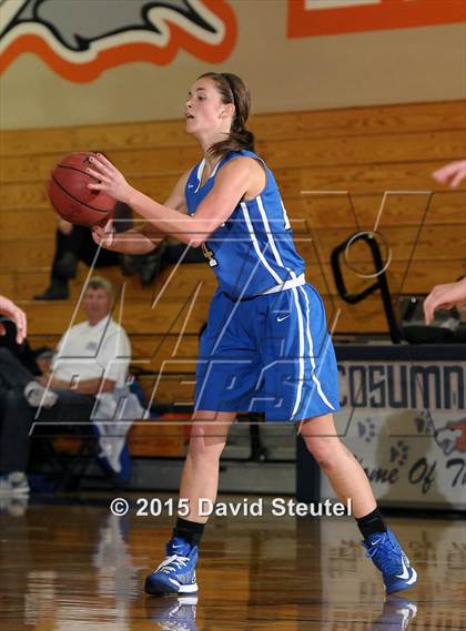 Thumbnail 1 in El Dorado vs. Argonaut (Cosumnes Oaks Tournament) photogallery.