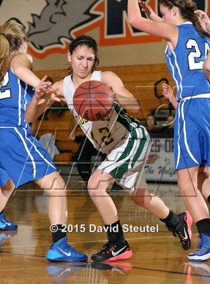 Thumbnail 1 in El Dorado vs. Argonaut (Cosumnes Oaks Tournament) photogallery.