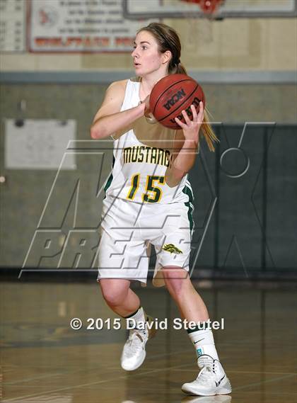 Thumbnail 1 in El Dorado vs. Argonaut (Cosumnes Oaks Tournament) photogallery.