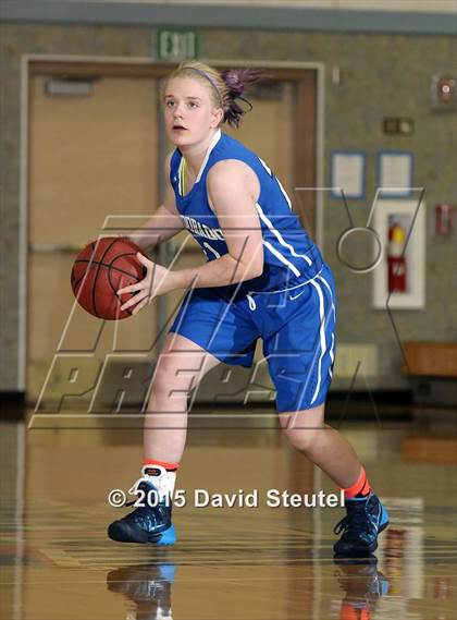 Thumbnail 3 in El Dorado vs. Argonaut (Cosumnes Oaks Tournament) photogallery.
