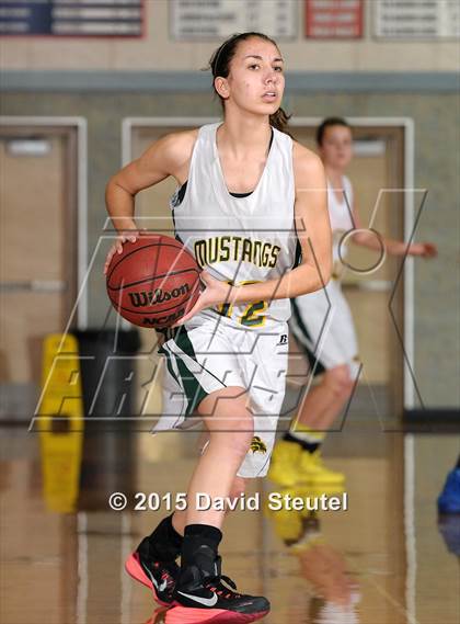 Thumbnail 2 in El Dorado vs. Argonaut (Cosumnes Oaks Tournament) photogallery.