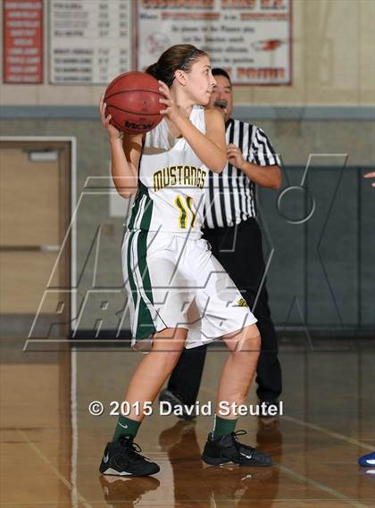 Thumbnail 1 in El Dorado vs. Argonaut (Cosumnes Oaks Tournament) photogallery.