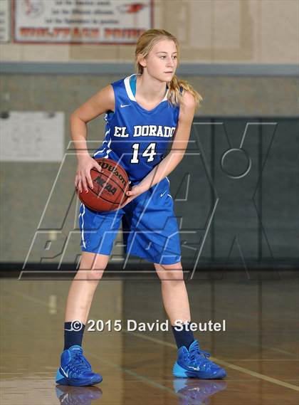 Thumbnail 1 in El Dorado vs. Argonaut (Cosumnes Oaks Tournament) photogallery.