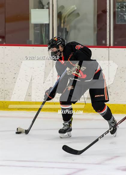 Thumbnail 3 in Hill School vs. Vermont Academy (Exeter Invitational Final) photogallery.