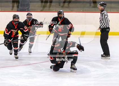 Thumbnail 1 in Hill School vs. Vermont Academy (Exeter Invitational Final) photogallery.